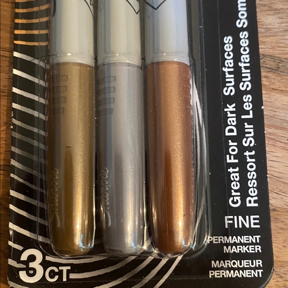 Sharpie Permanent Marker Set - 23 Markers - Never Opened - Picture 11 of 12